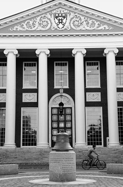 還在糾結(jié)選哪個學(xué)校？ 美國最有價值大學(xué)出爐