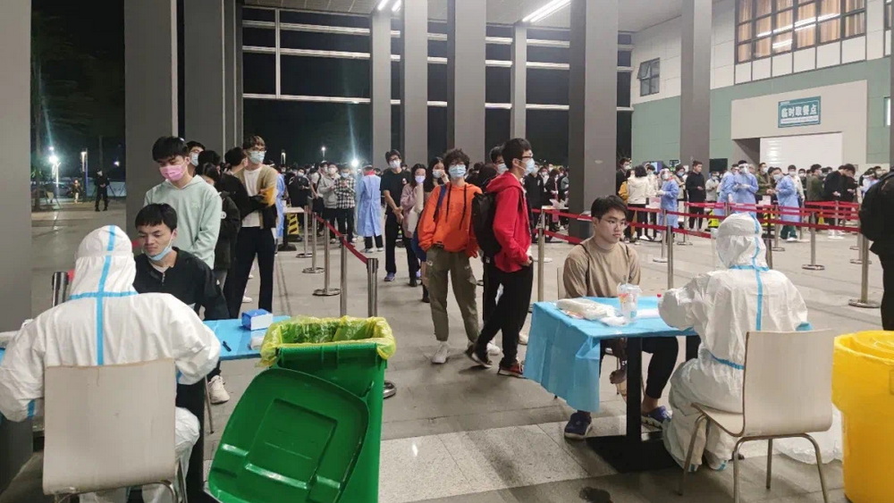 致敬火線戰(zhàn)疫的TA們：感謝你，辛苦了