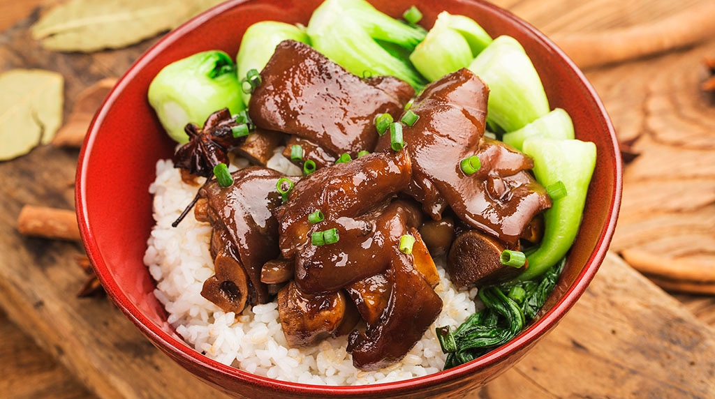 療愈心靈的，可能只是一份平凡的豬腳飯